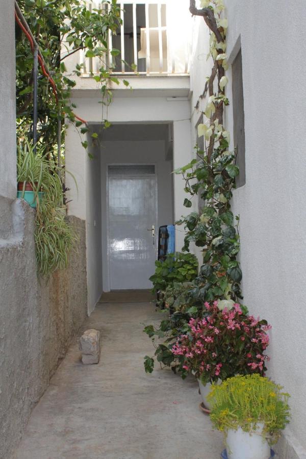 Seaside Secluded Apartments Cove Smokvina, Hvar - 4036 Bogomolje Exterior photo